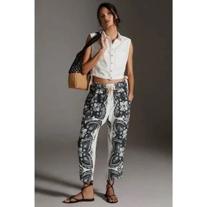 ❤️❤️Anthropologie Pilcro Linen Tattoo Floral Surf Pants, Size Medium❤️❤️